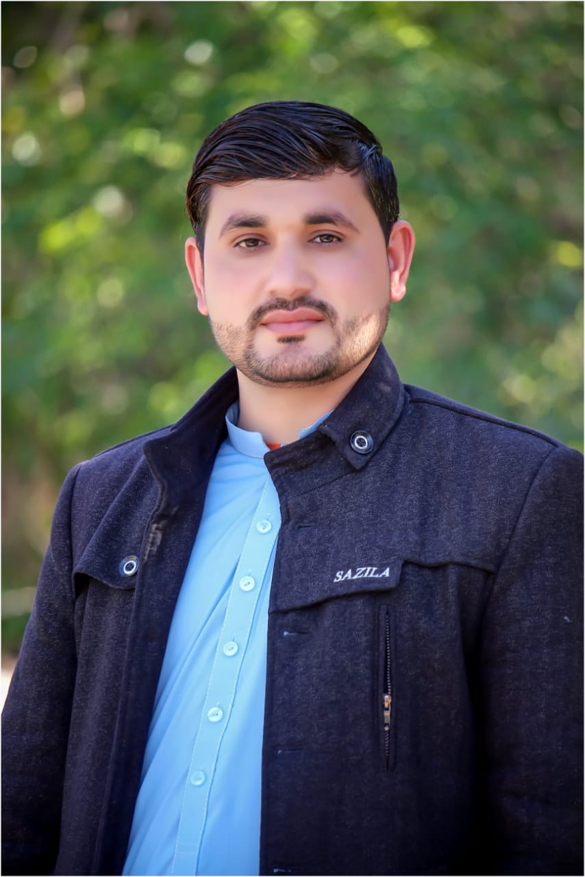 Ewaz Akbari
